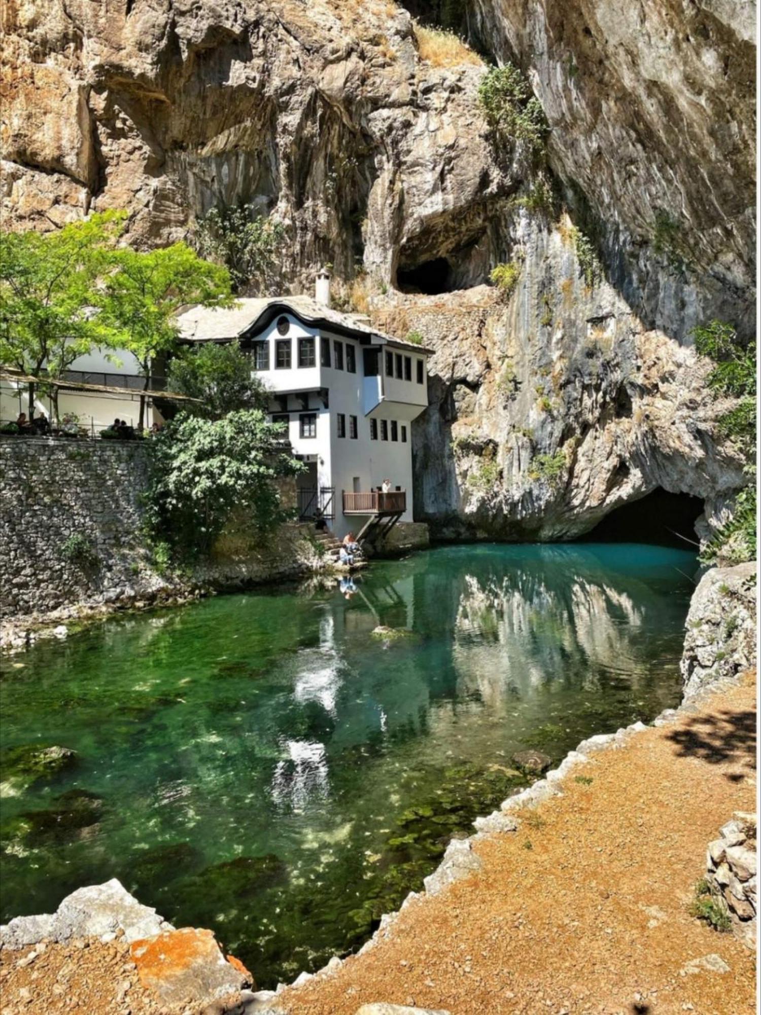 Zara Apartment With Terrace Near Old Town Mostar Exterior foto